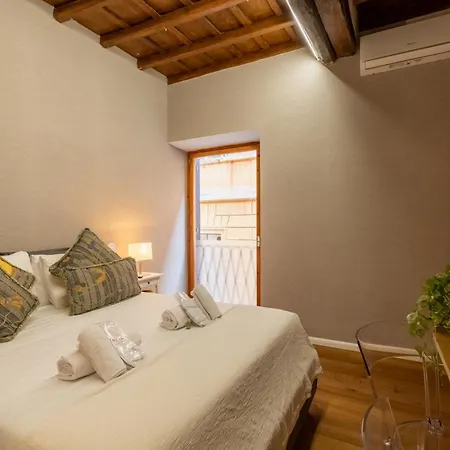 Сasa de vacaciones Centro Storico Luxury - Via Del Corso *